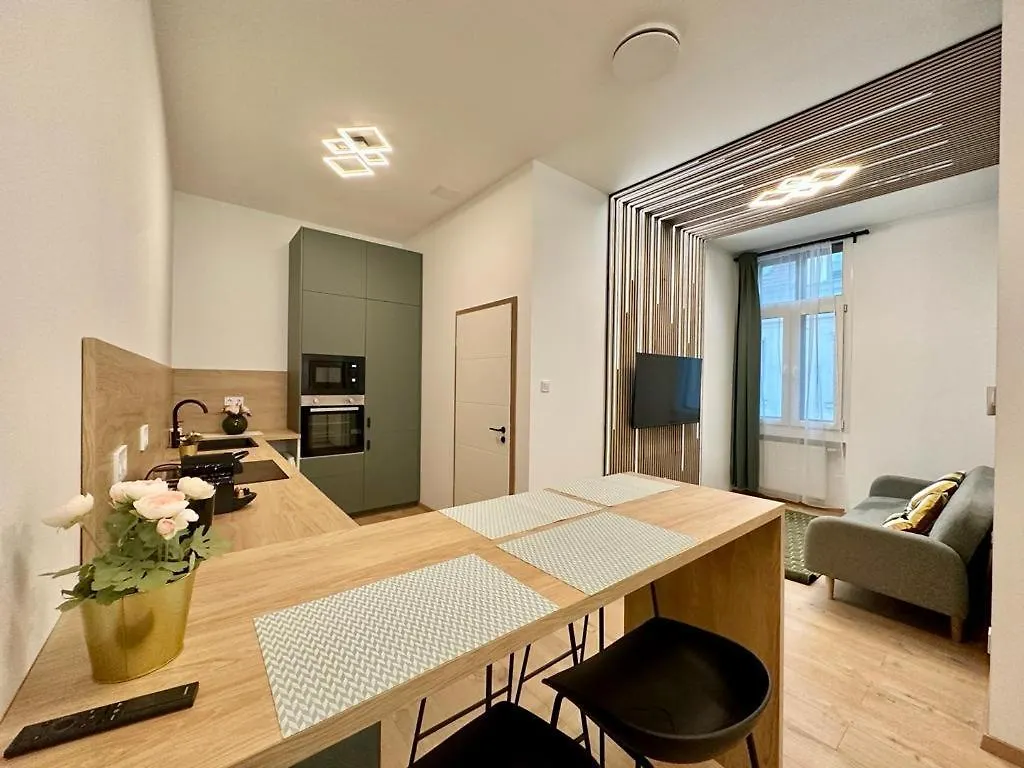 Apartment At Gozsdu Courtyard #Partyzone #Downtown #Freeparking Budapest Hungary