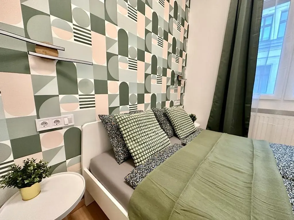 Apartment At Gozsdu Courtyard #Partyzone #Downtown #Freeparking Budapest Hungary