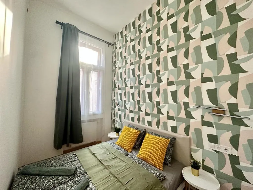 Apartment At Gozsdu Courtyard #Partyzone #Downtown #Freeparking Budapest